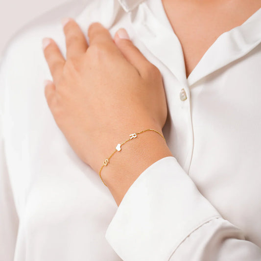 Pulseira de Iniciais Laterais Personalizada