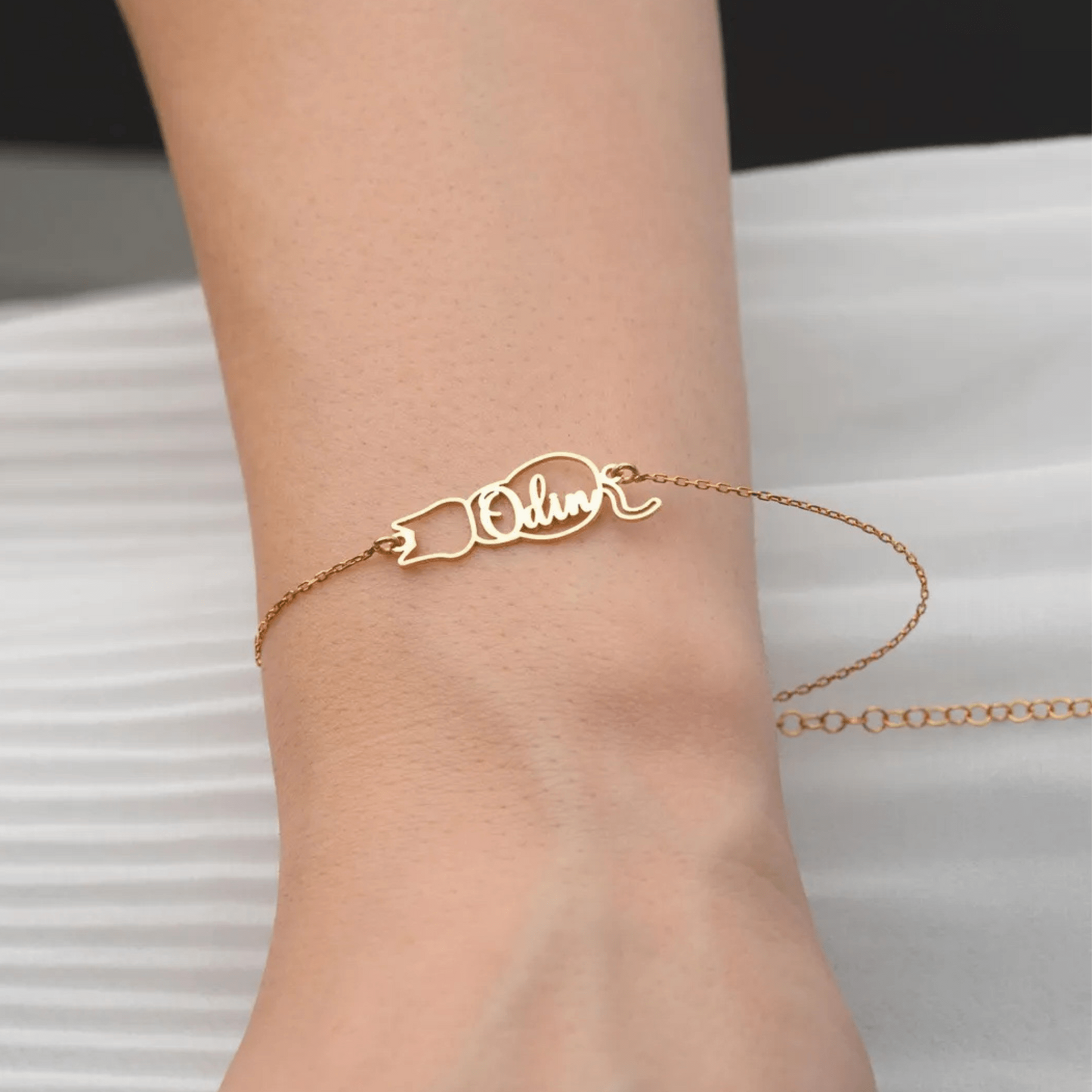 Pulseira com Nome de Gato Personalizada