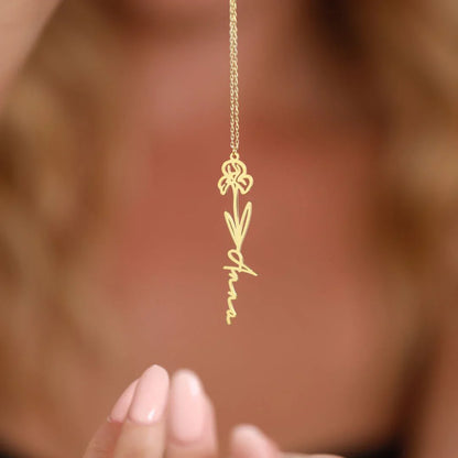 Colar com Nome e Flor do Mês Personalizado