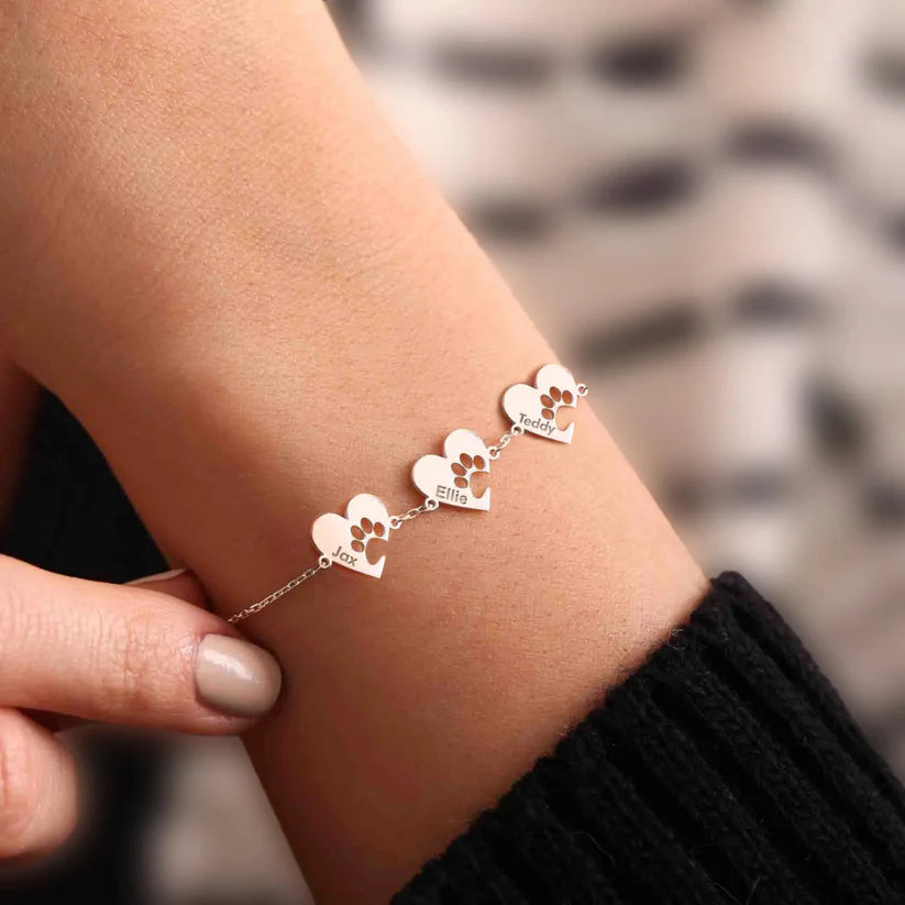 Pulseira em Pata e Coração Personalizada com Nome
